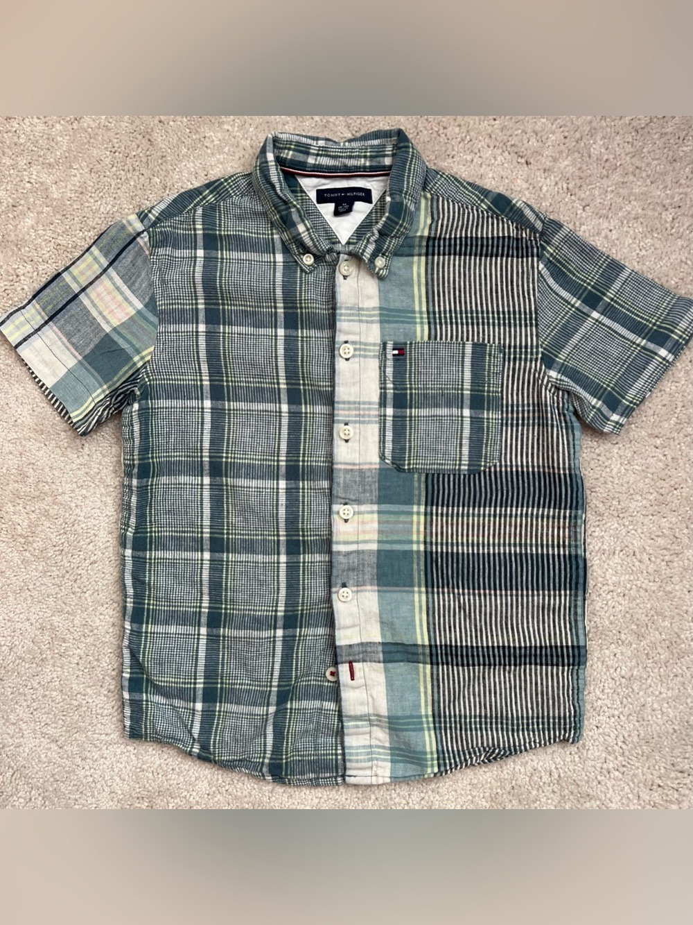 Tommy Hilfiger Plaid Green & Cream Short-Sleeve Button-Down Shirt
